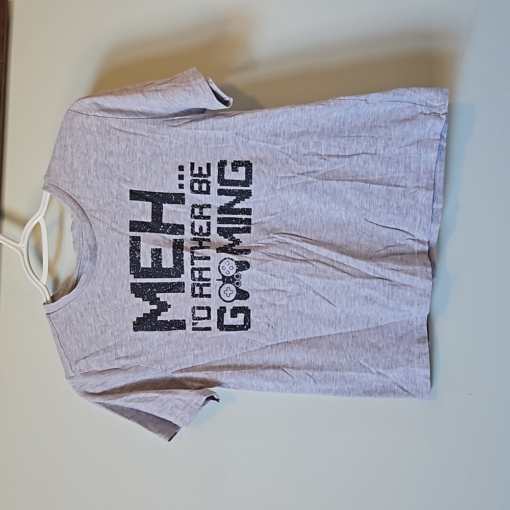 Boy's Size 14/16 Seven Oaks shirt